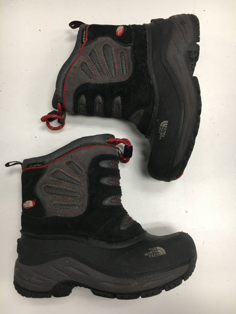 Load image into Gallery viewer, Used North Face HOT Black/Red Kids Size 13 Winter Boots
