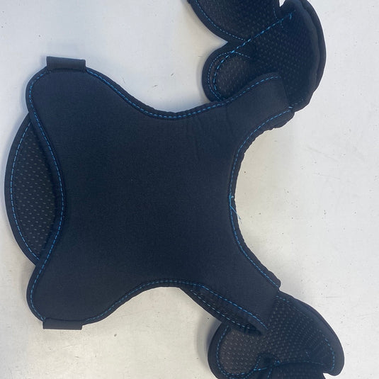 Used Youth Medium True Starter Shoulder Pads